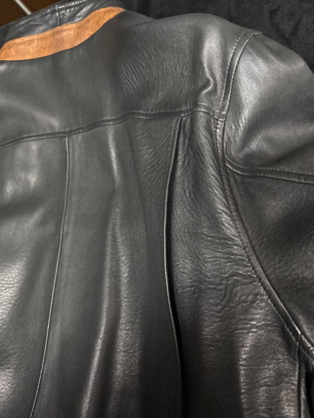 Black Leather Jacket Size 44 Regular - Picture 4 of 9